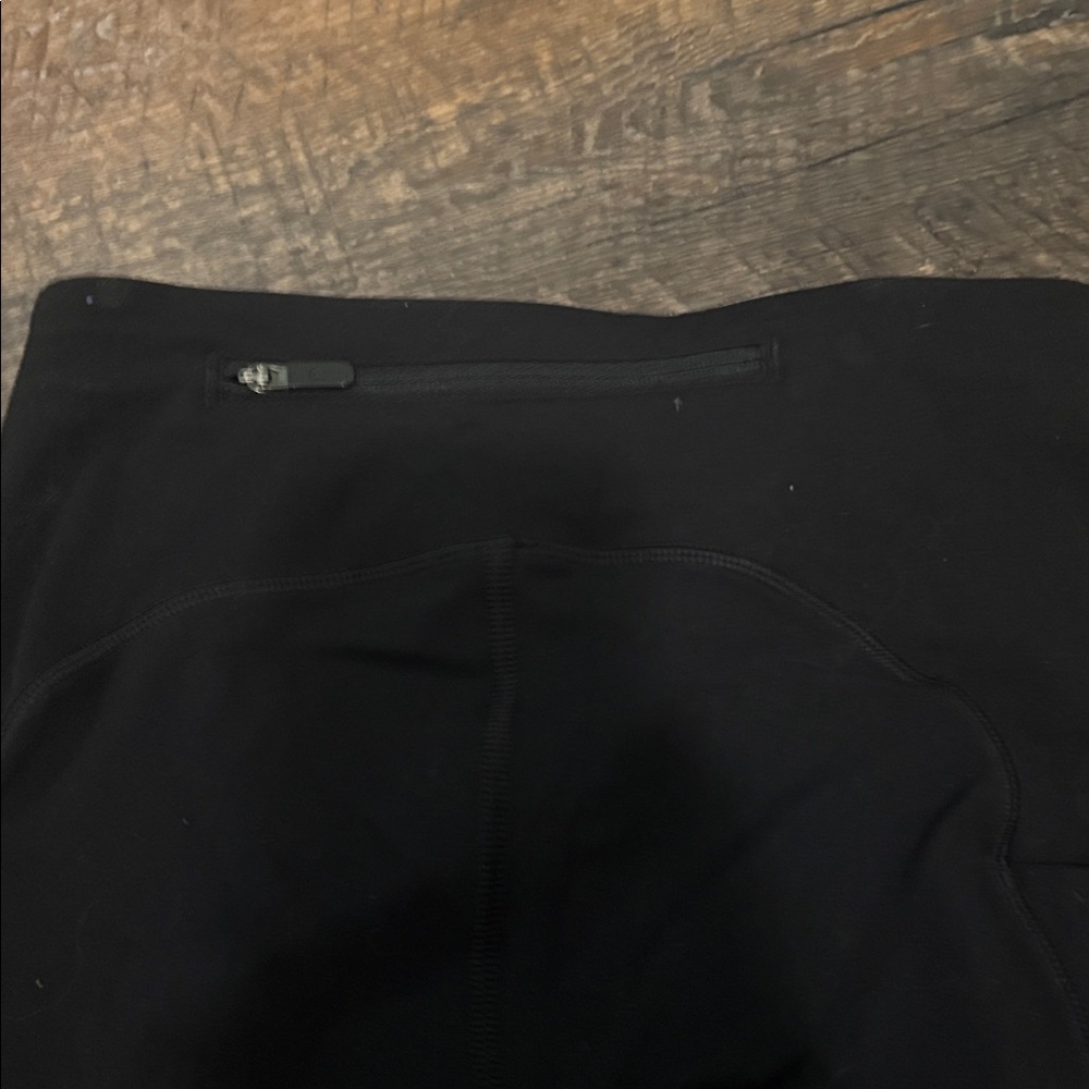 Lululemon 25in Black Leggings - Picture 2 of 3